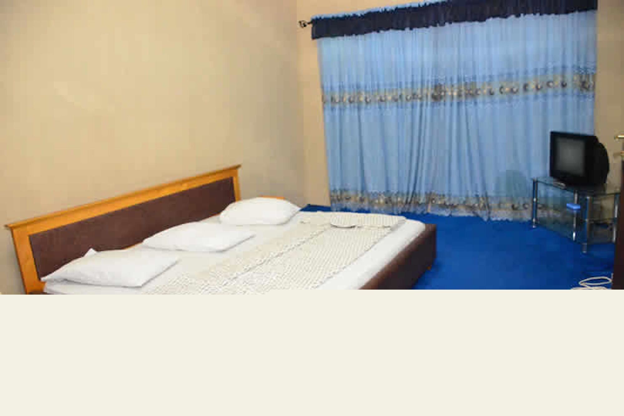 Queens Way Resorts Ibadan Buitenkant foto